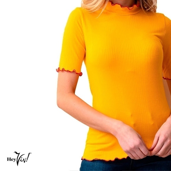 Gold Yellow Ribbed Top with Wavy Contrast Trim Size Medium - Hey Viv - Picture 2 of 3